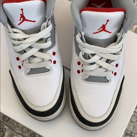 Air Jordan - Picture 4 of 4